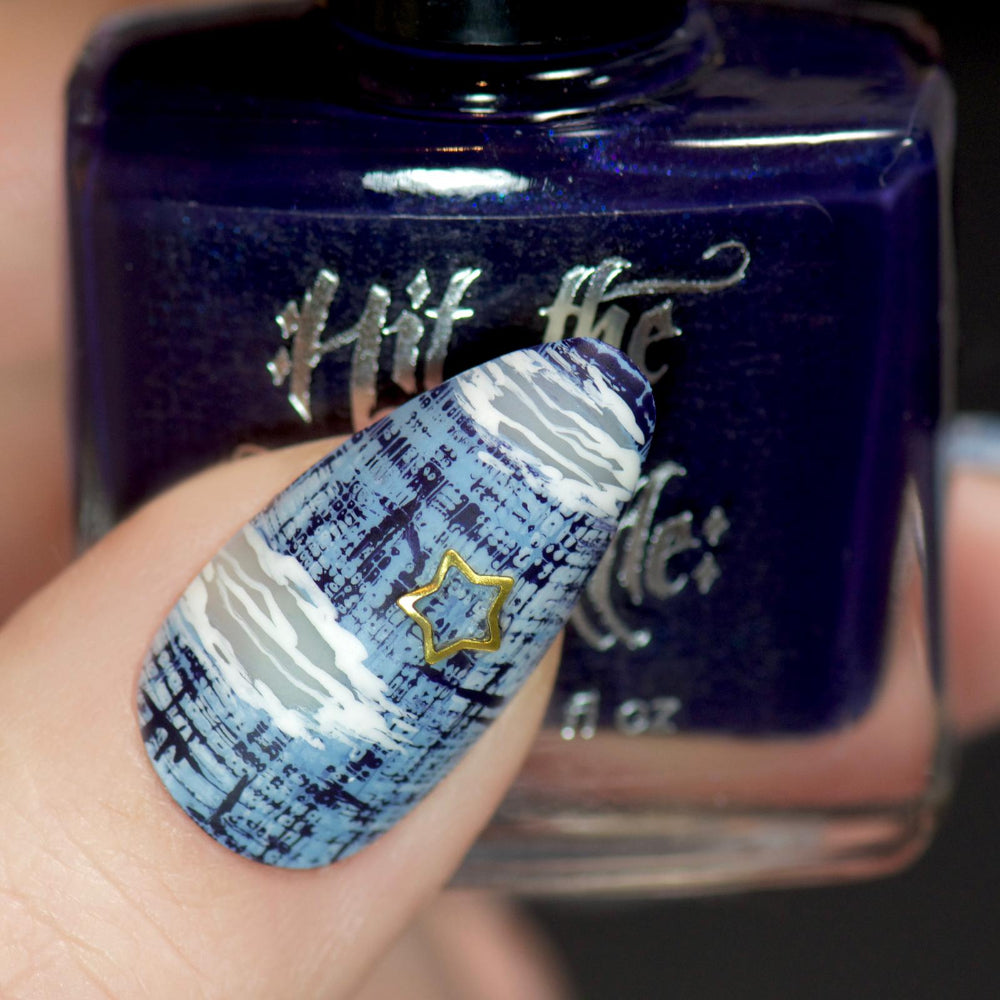 macro one nail denim look 